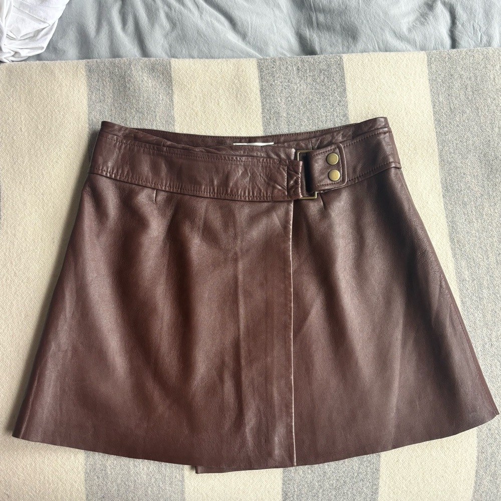 Hugo Buscati mini brown leather skirt